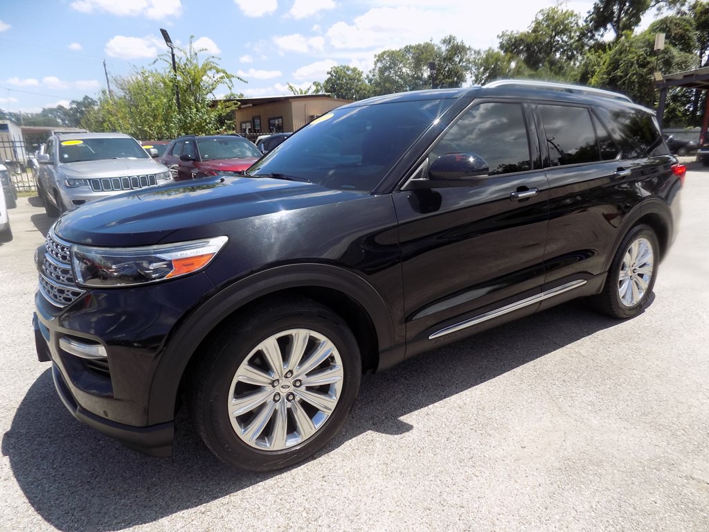 2020 Ford Explorer Image 2