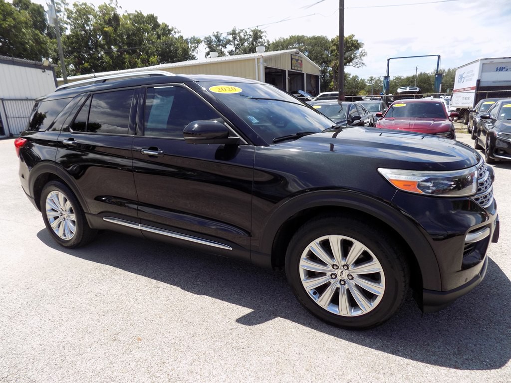 2020 Ford Explorer Image 8