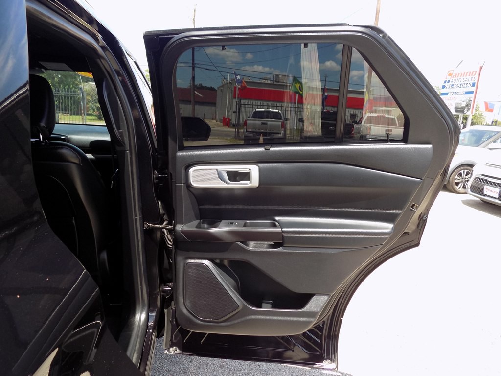 2020 Ford Explorer Image 12