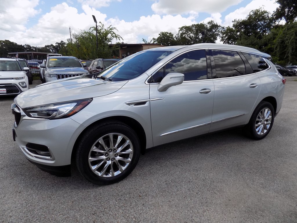 2020 Buick Enclave Image 2