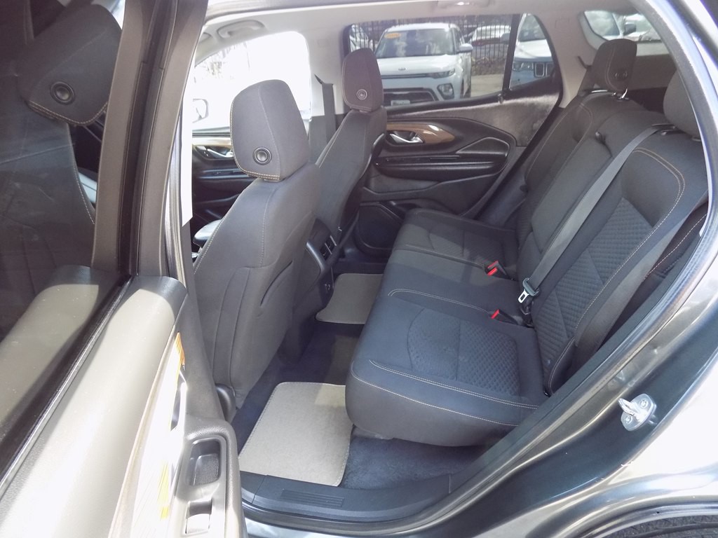 2020 GMC Terrain Image 14