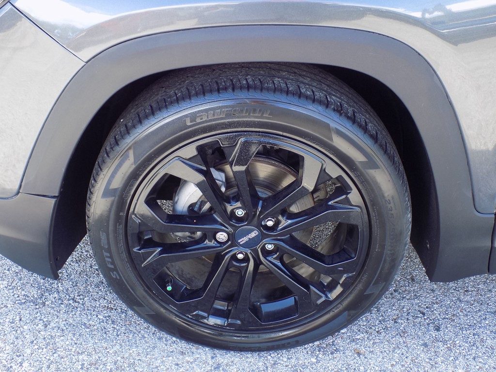 2020 GMC Terrain Image 26