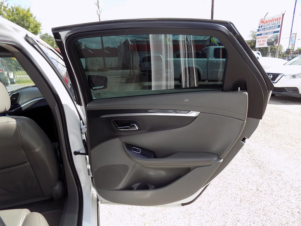2019 Chevrolet Impala Image 12