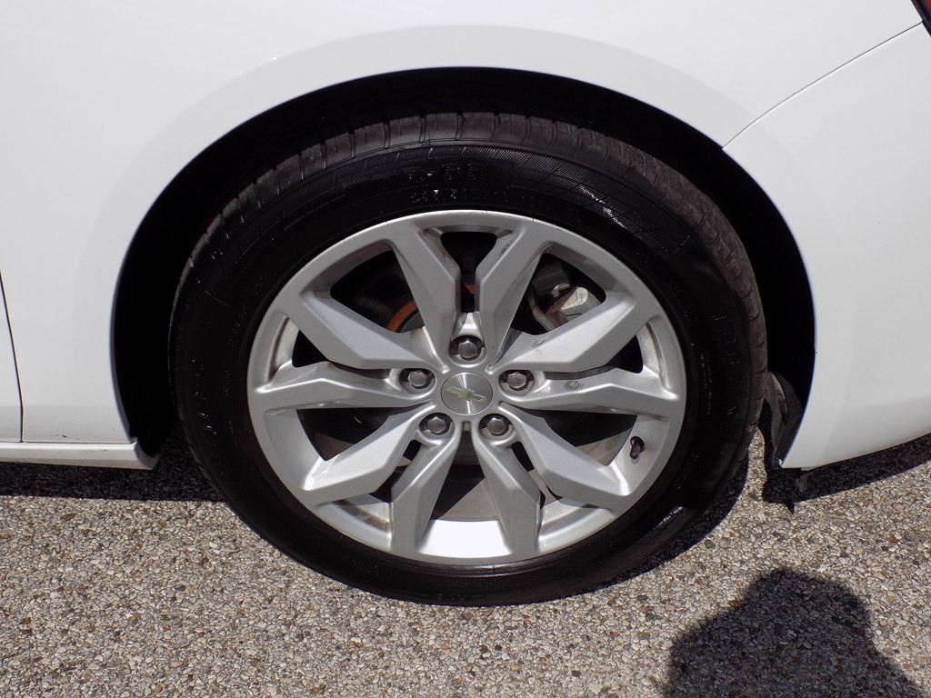 2019 Chevrolet Impala Image 24