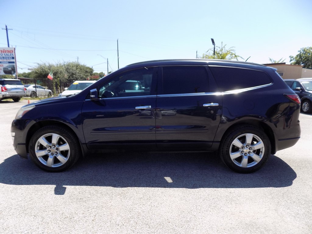 2017 Chevrolet Traverse Image 3
