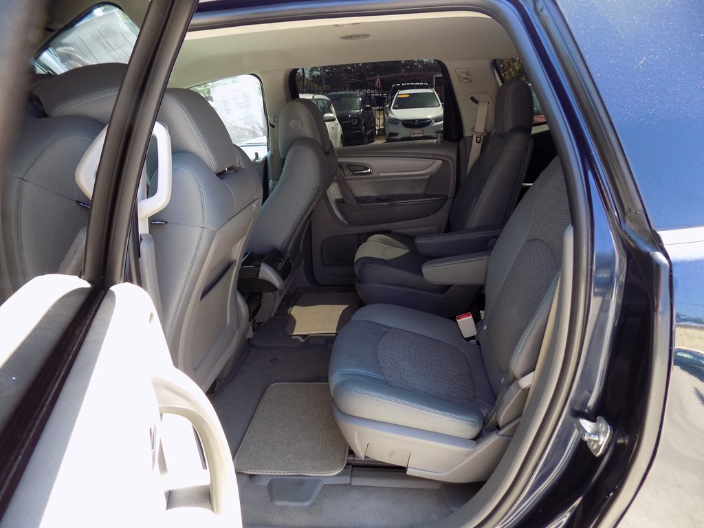 2017 Chevrolet Traverse Image 13