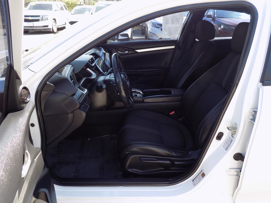 2020 Honda Civic Image 24
