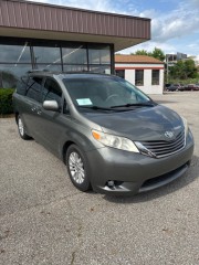 Image for 2011 Toyota Sienna XLE ID: 6426919