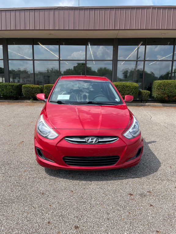 2016 Hyundai Accent Image 2