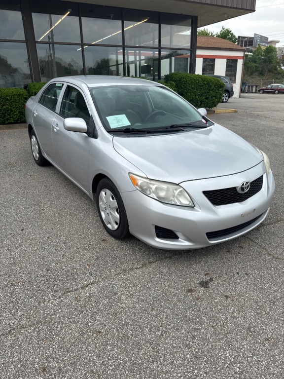 2010 Toyota Corolla Image 1