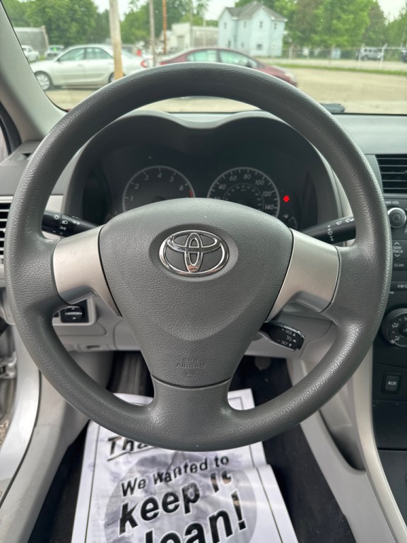 2010 Toyota Corolla Image 7