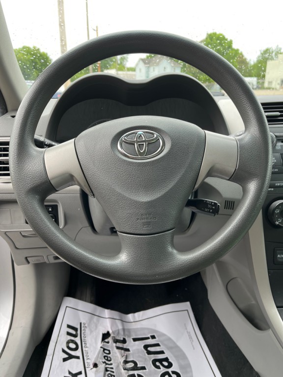 2010 Toyota Corolla Image 19