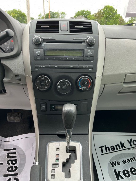 2010 Toyota Corolla Image 20
