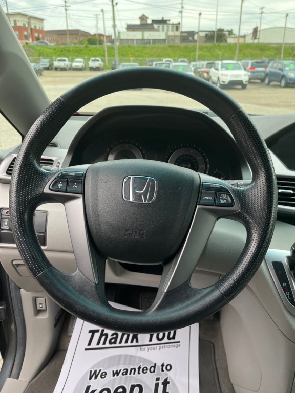 2011 Honda Odyssey Image 10