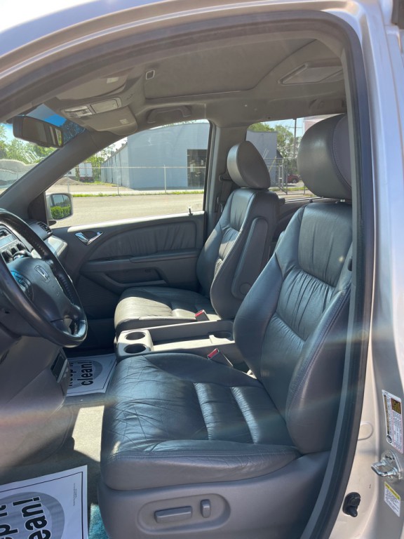 2008 Honda Odyssey Image 12
