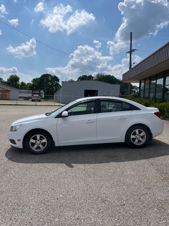 2014 Chevrolet Cruze Image 4