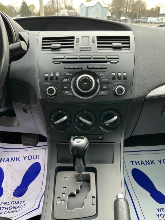 2012 Mazda Mazda3 Image 10