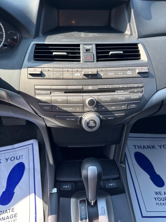 2008 Honda Accord Image 8