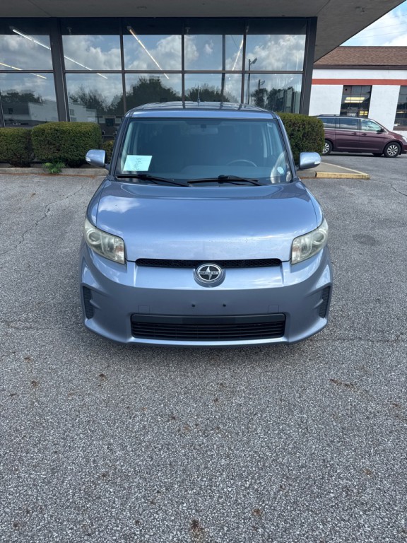 2011 Scion xB Image 2