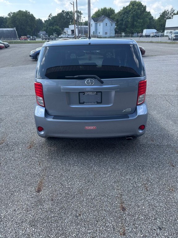 2011 Scion xB Image 5