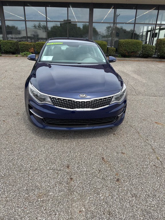 2018 Kia Optima Image 2