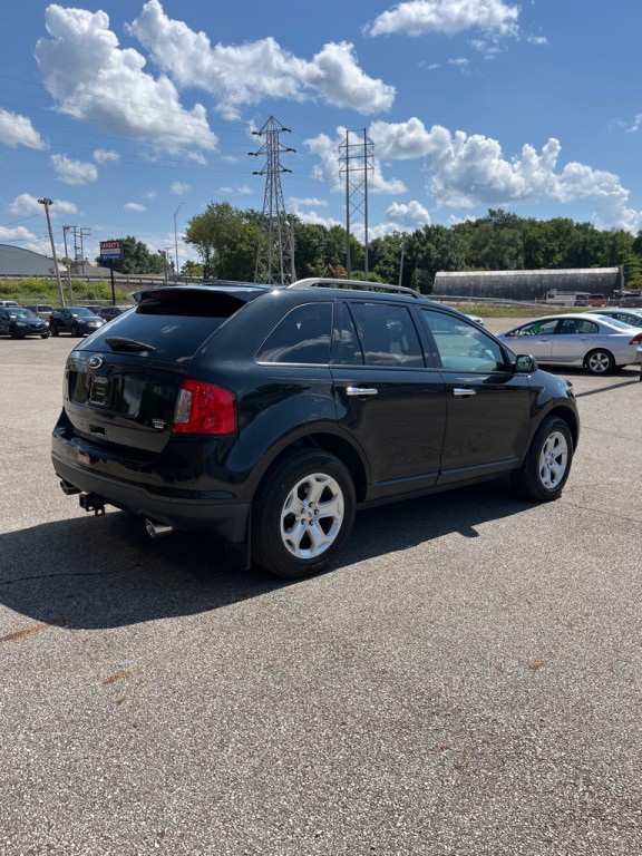 2011 Ford Edge Image 8