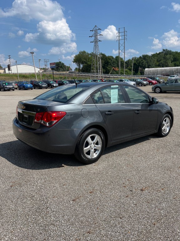 2013 Chevrolet Cruze Image 7