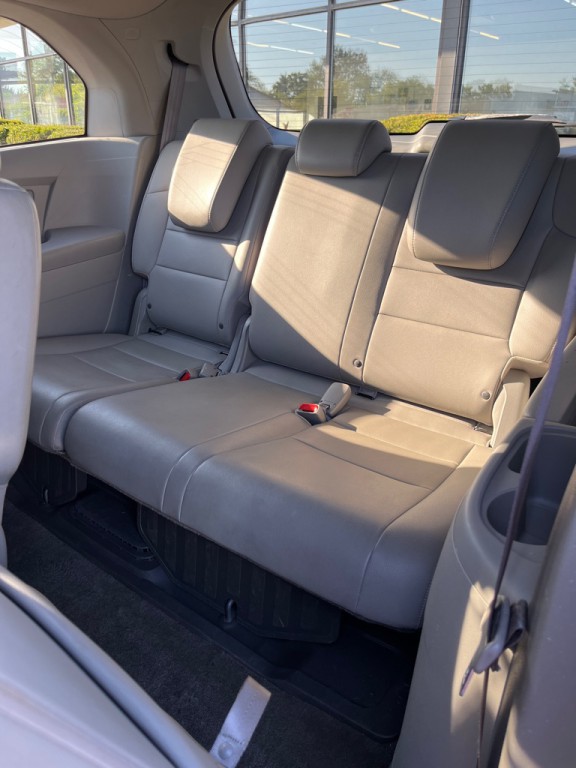 2012 Honda Odyssey Image 14