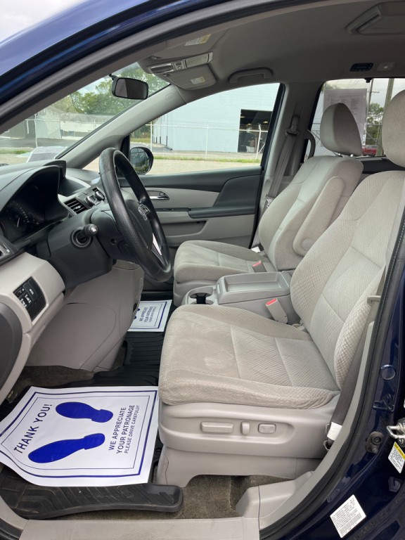 2016 Honda Odyssey Image 12