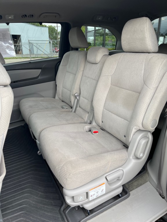 2016 Honda Odyssey Image 13