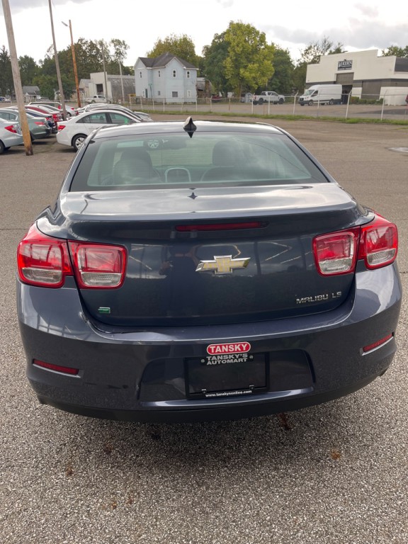 2015 Chevrolet Malibu Image 6