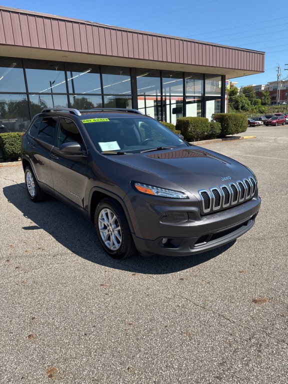 2015 Jeep Cherokee Image 1