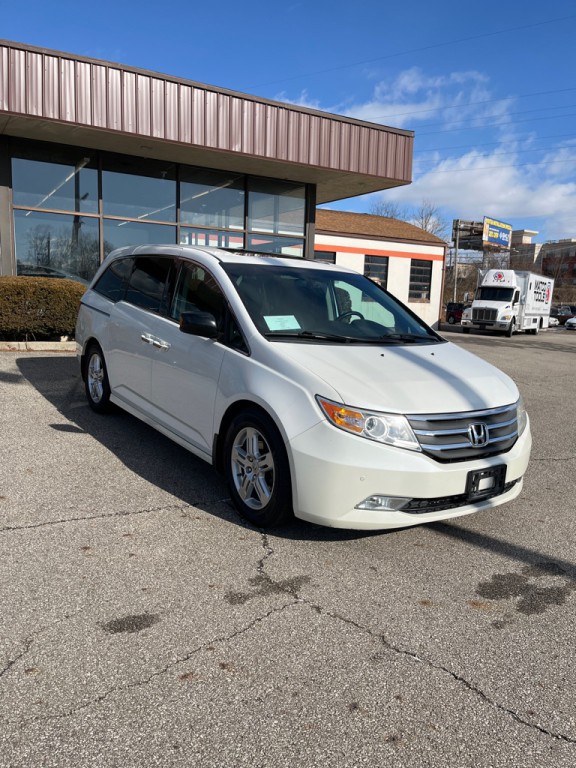 2012 Honda Odyssey Image 1