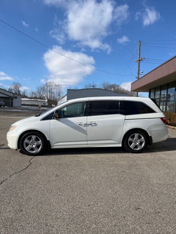2012 Honda Odyssey Image 4