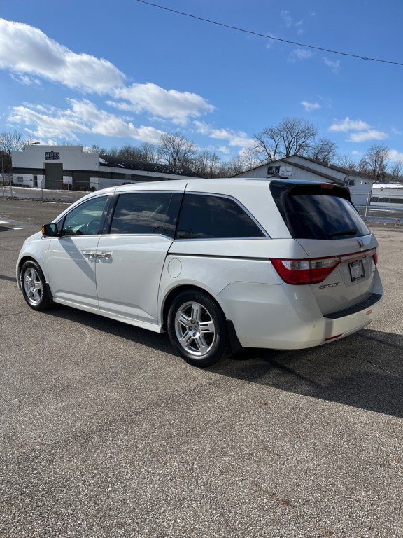 2012 Honda Odyssey Image 5