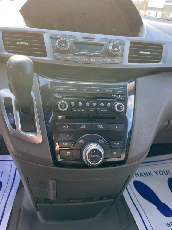 2012 Honda Odyssey Image 11