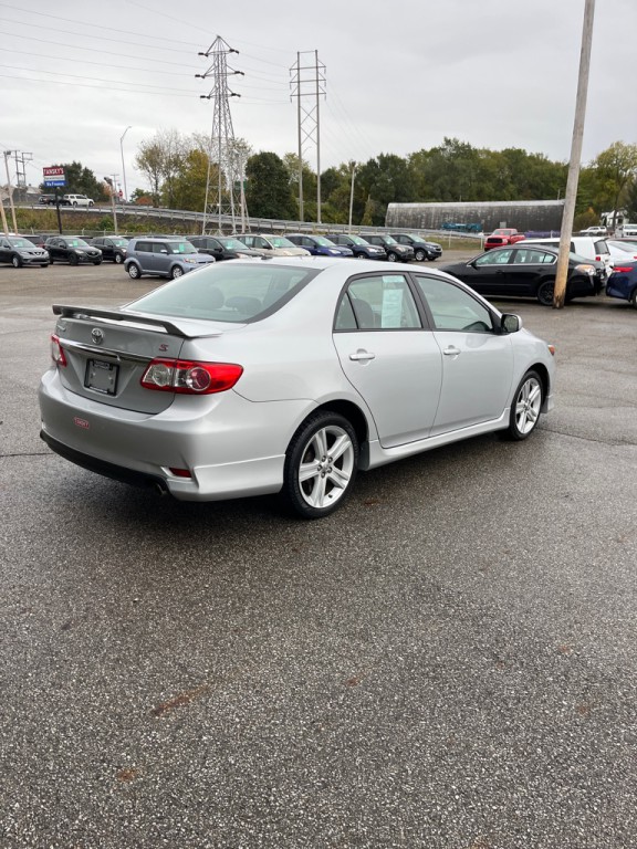 2013 Toyota Corolla Image 7