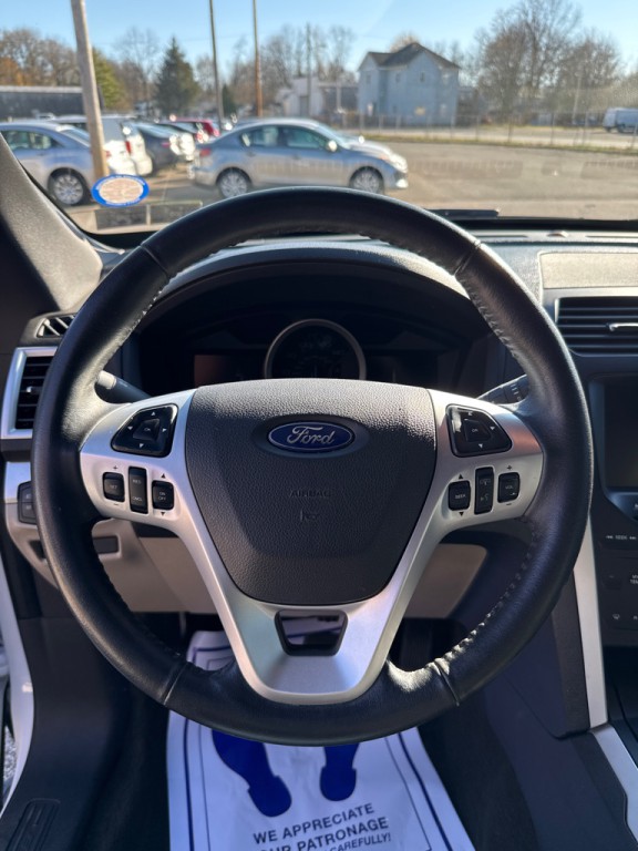2015 Ford Explorer Image 7