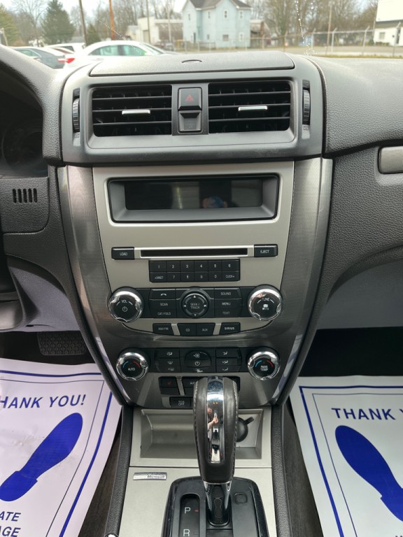 2012 Ford Fusion Image 10