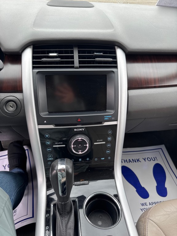 2013 Ford Edge Image 8