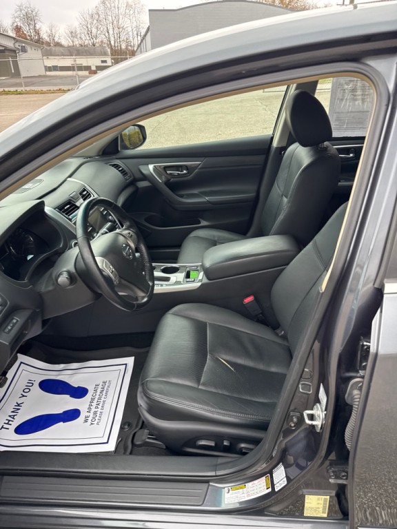 2013 Nissan Altima Image 9