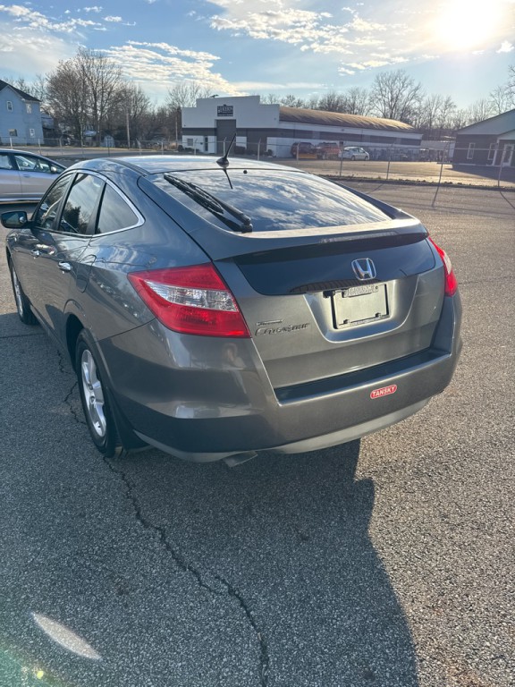 2010 Honda Crosstour Image 4