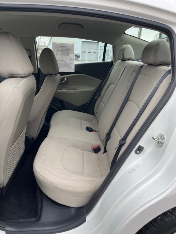 2015 Kia Rio Image 12