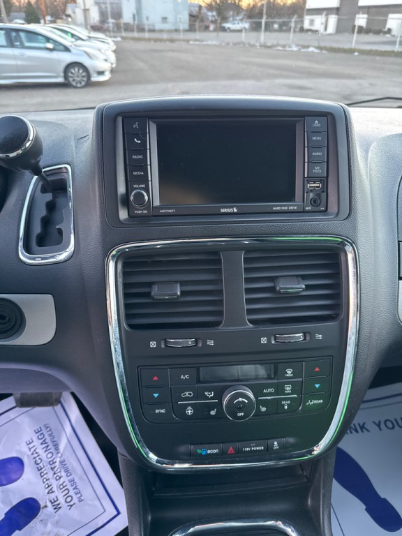 2017 Dodge Grand Caravan Image 8