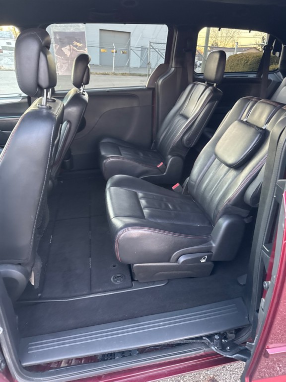 2017 Dodge Grand Caravan Image 10