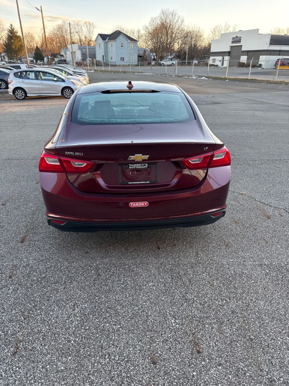 2016 Chevrolet Malibu Image 5
