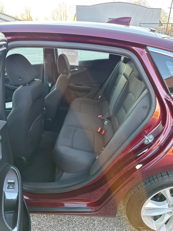 2016 Chevrolet Malibu Image 10