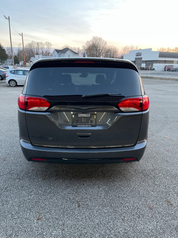 2019 Chrysler Pacifica Image 6