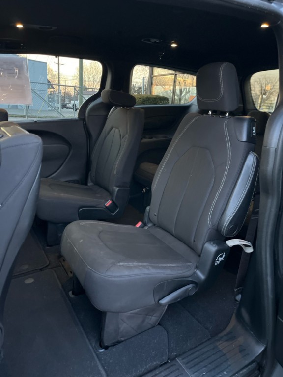 2019 Chrysler Pacifica Image 13