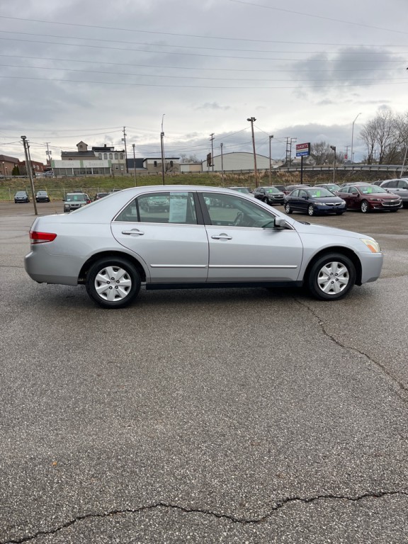 2004 Honda Accord Image 8